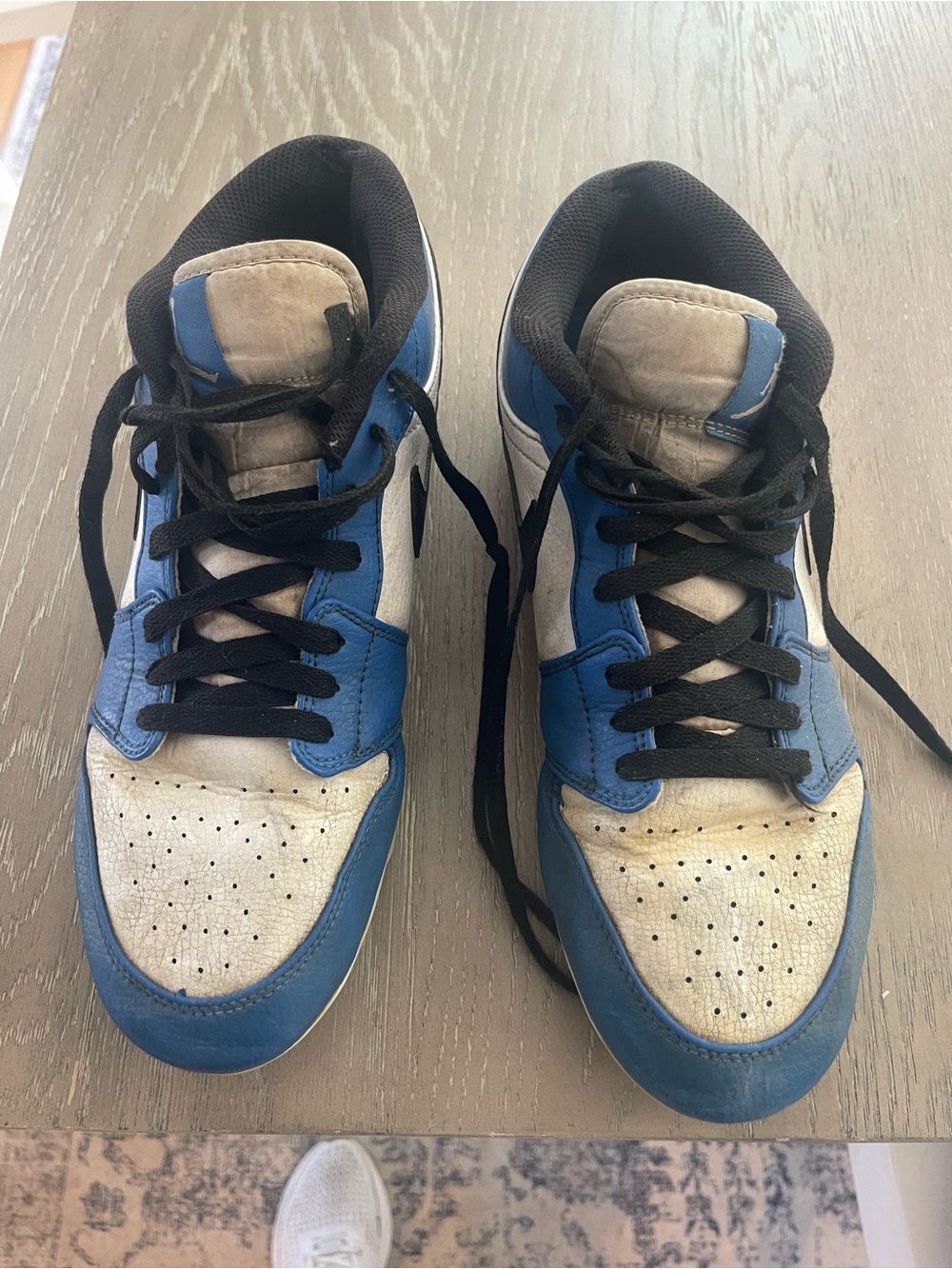Nike Jordan football cleats (used but good condition) size 10.5